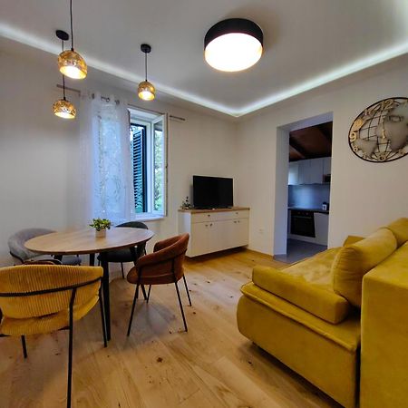 Relax And Enjoy Apartments Split Eksteriør billede
