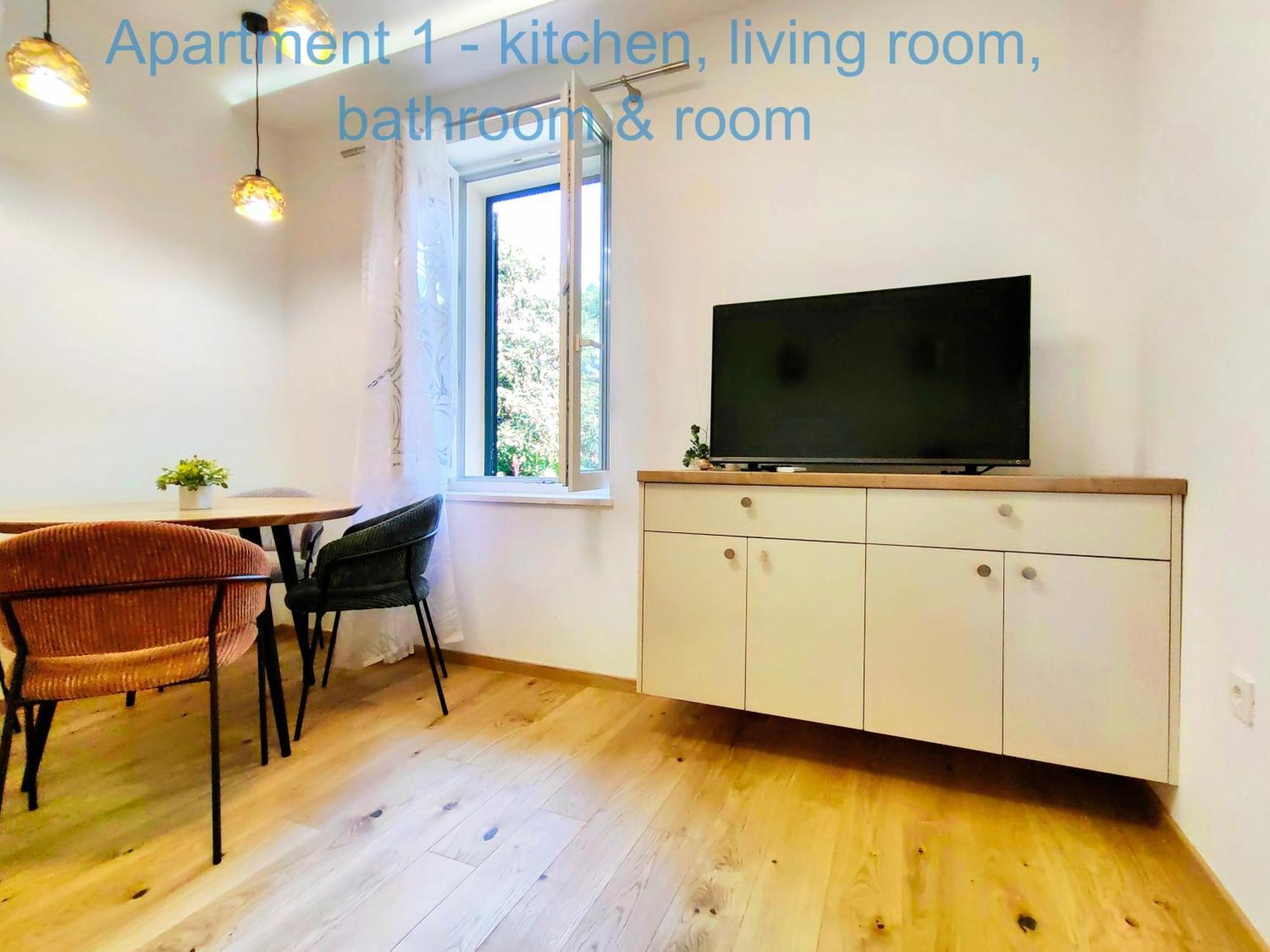 Relax And Enjoy Apartments Split Eksteriør billede